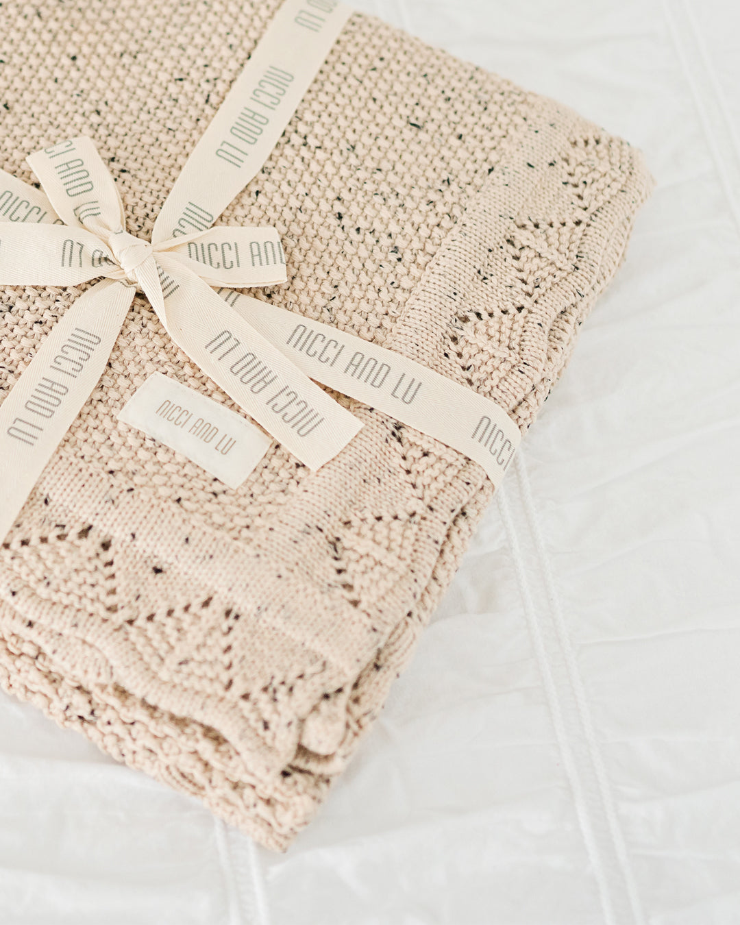 Heirloom Knitted Blanket - Oat Marle
