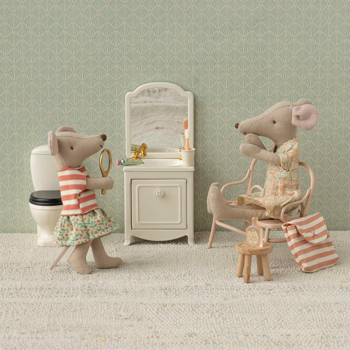 Maileg Mum Mouse | Classic Mouse Doll for Dollhouse Play