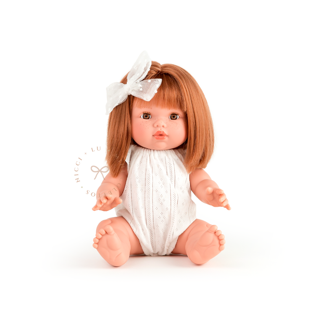 Meet Sadie, an adorable 34cm Mini Colettos doll with beautiful strawberry-blonde hair styled in a neat bob, warm hazel-brown eyes and delicate freckles. Anatomically correct, non-toxic and phthalate-free, Sadie is a lovely companion for imaginative play and dressing up.