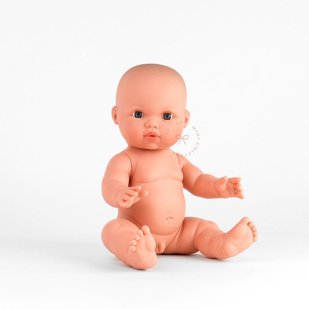 Meet Thomas, a beautiful 34cm Mini Colettos bald baby doll with expressive blue-grey eyes and sweet, realistic facial features. Anatomically correct, non-toxic and phthalate-free, Thomas is a lovely companion for imaginative baby care play and dressing up.