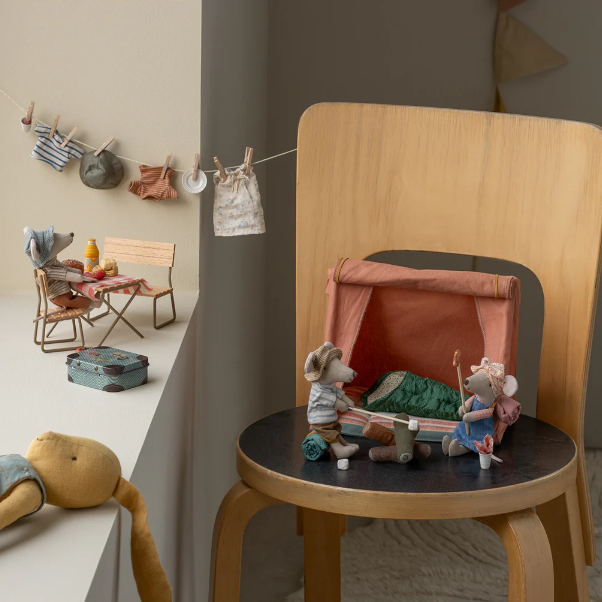 Maileg Garden Set Mouse | Miniature Outdoor Dollhouse Furniture