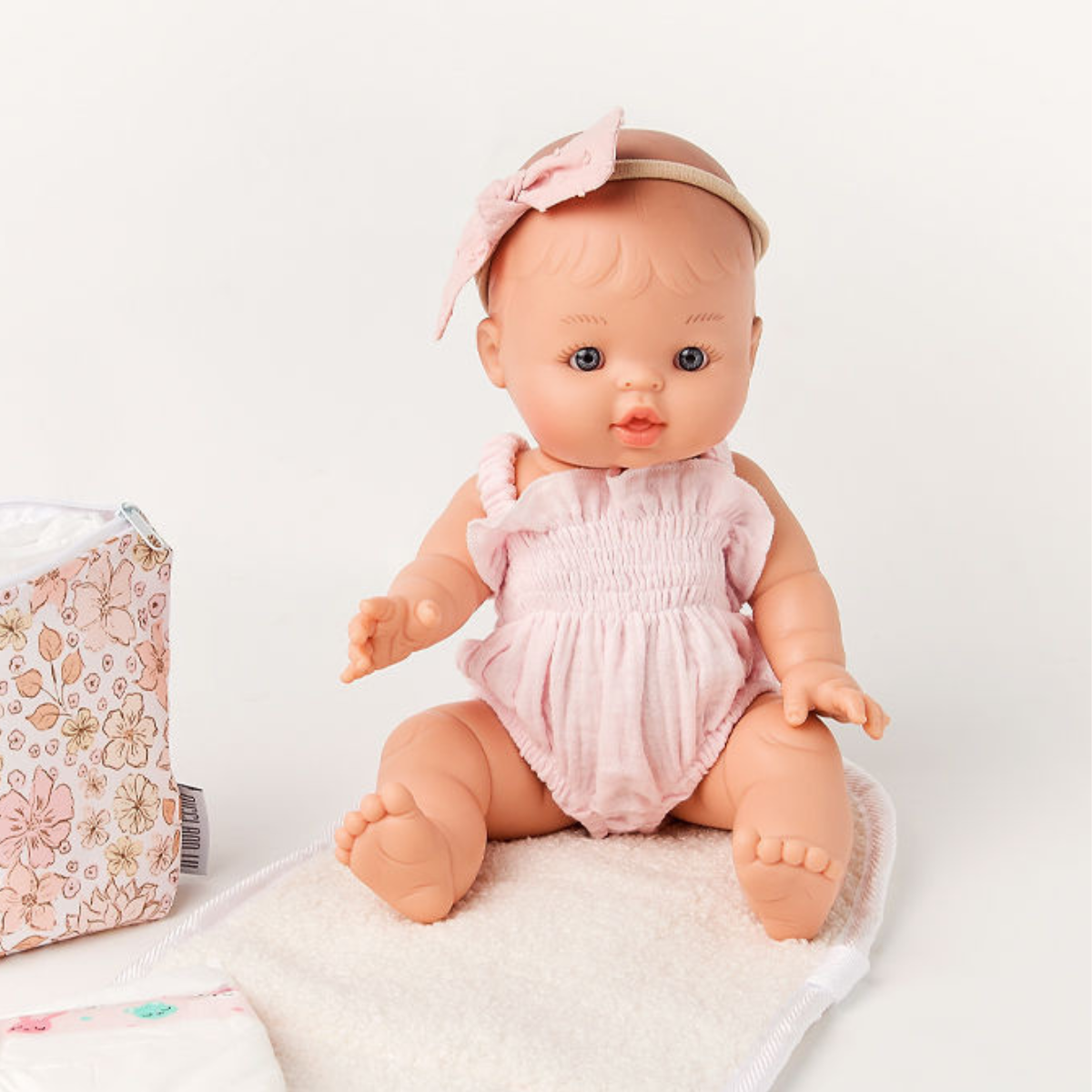 Paola Reina Gordis European Girl Bella 34 cm No Hair