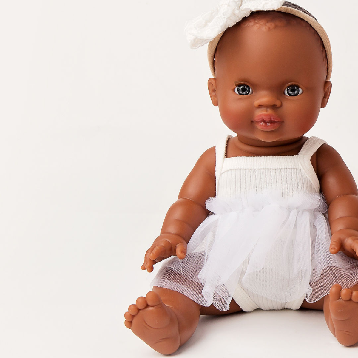 Paola Reina Gordis African Girl Trina 34 cm No Hair