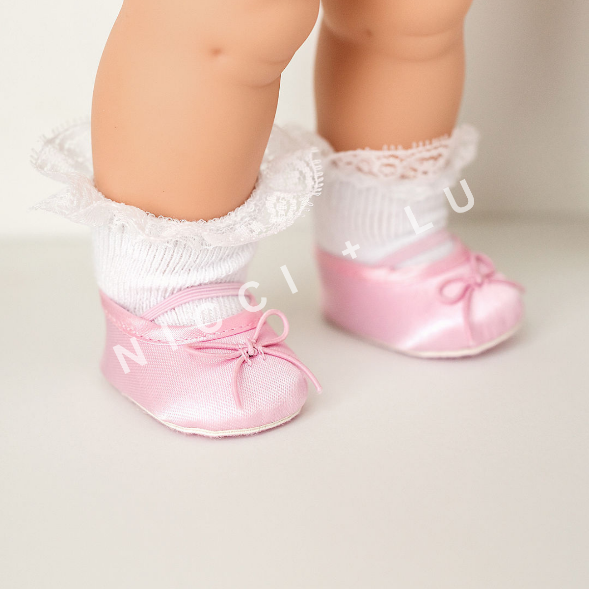 Doll Accessories - Lace Ankle Sock for 34cm Dolls - White