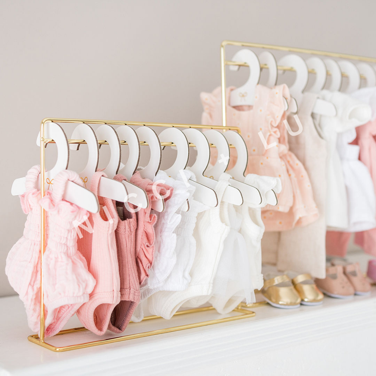 Gold Clothing Rail for Dolls, Kids Rooms &amp; Shop Display - Large