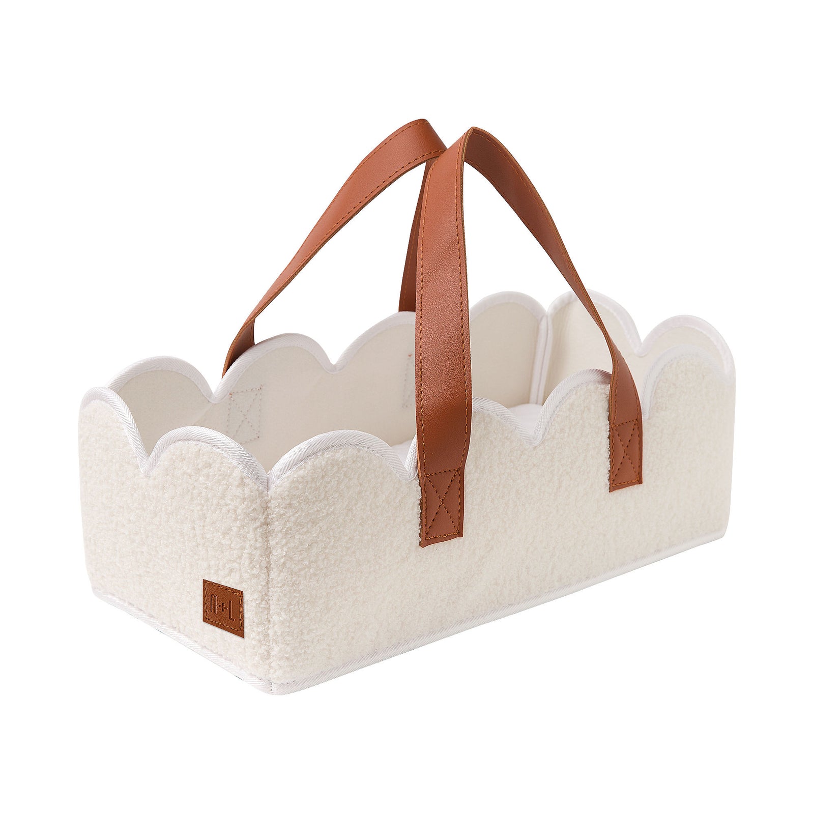 Doll Scallop Bassinet - Cream