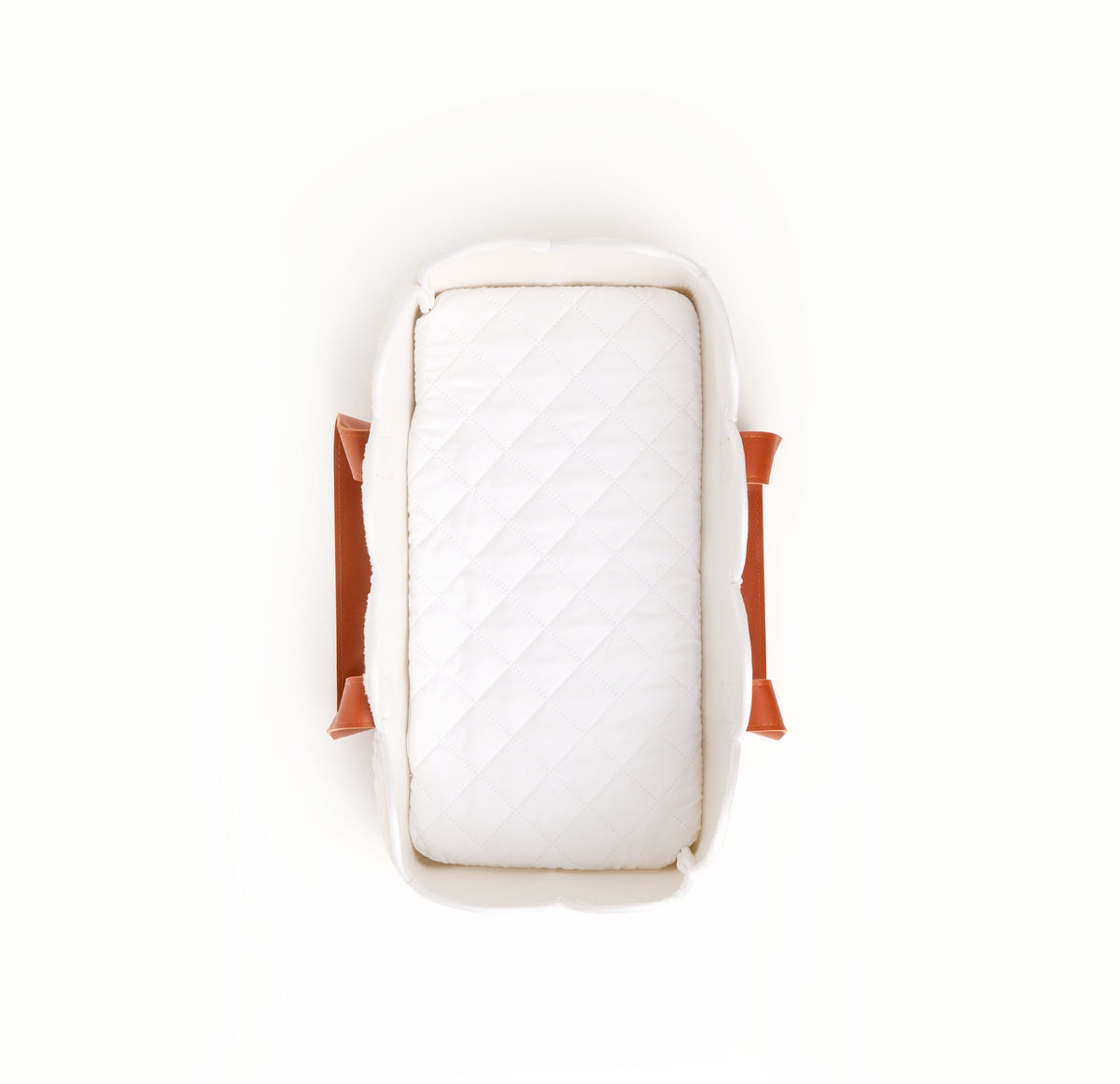 Doll Scallop Bassinet - Cream